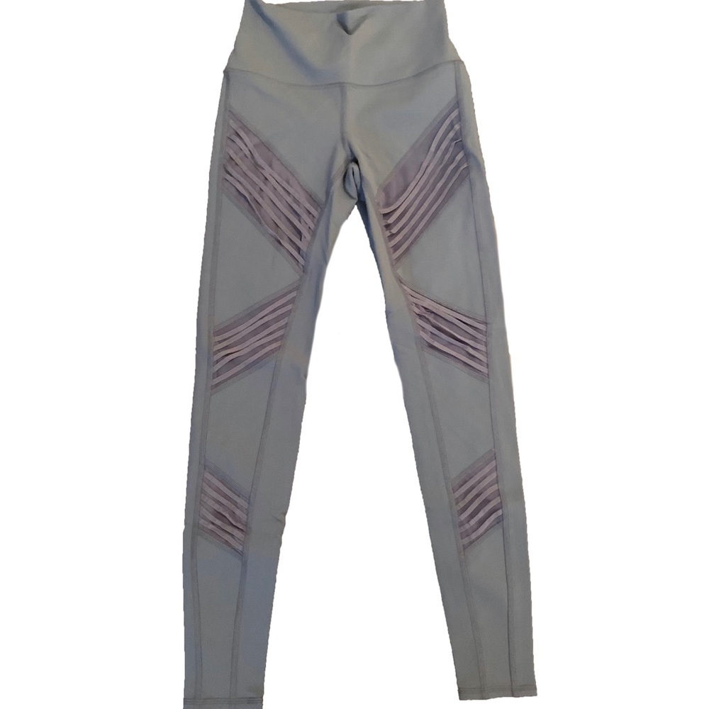 ALO YOGA STRAPPY LEGGING